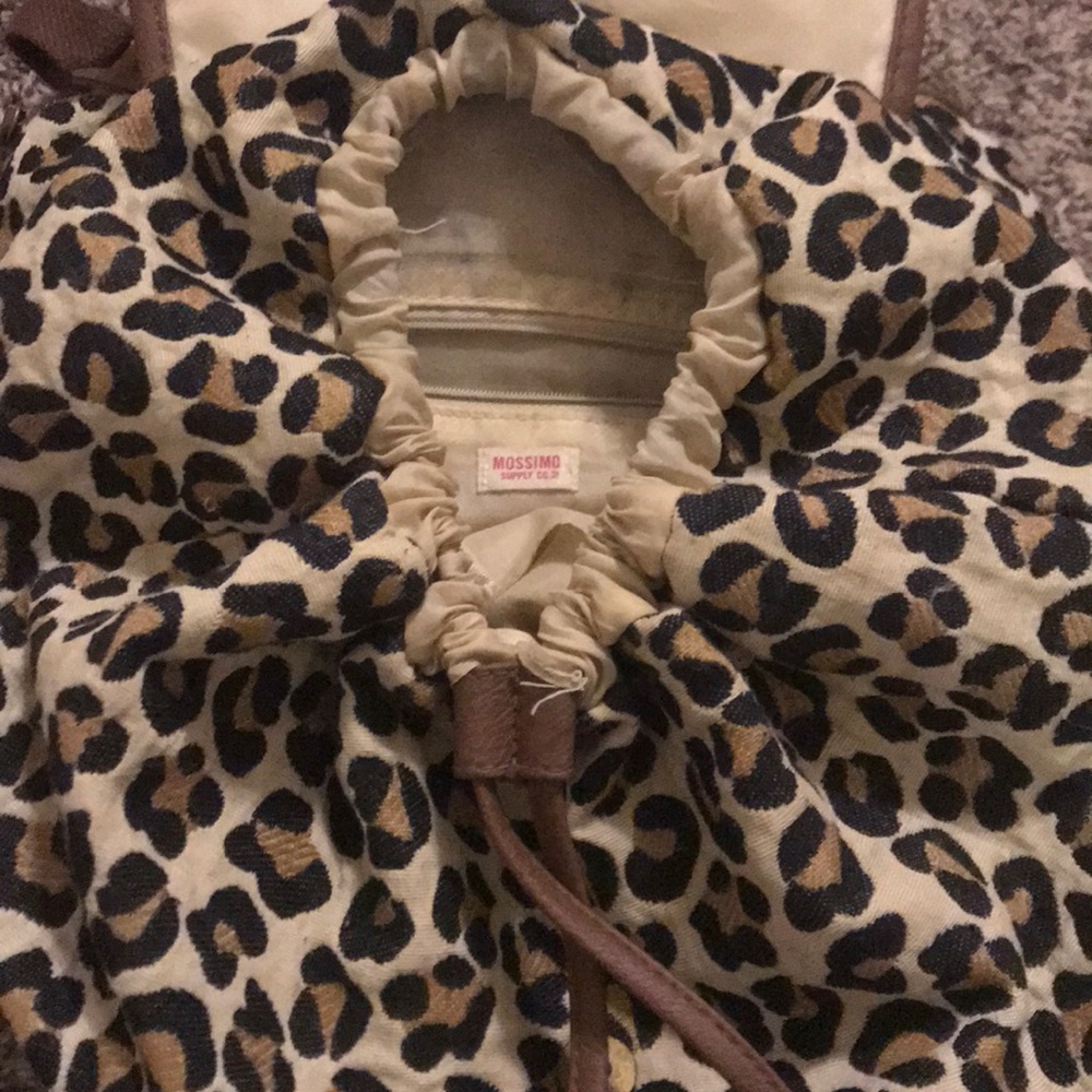 Mossimo leopard backpack - Picture 4 of 5